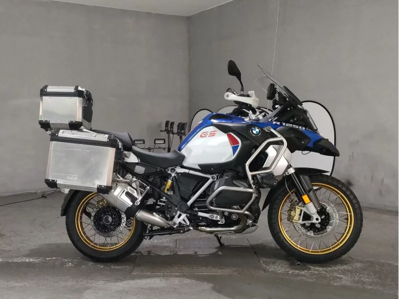 BMW  R1250GS HP лот № 8446 оценка 4  с аукциона в Японии