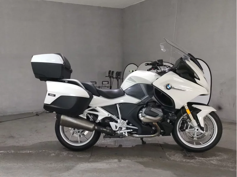 BMW  R1250RT лот № 7645 оценка 4  с аукциона в Японии