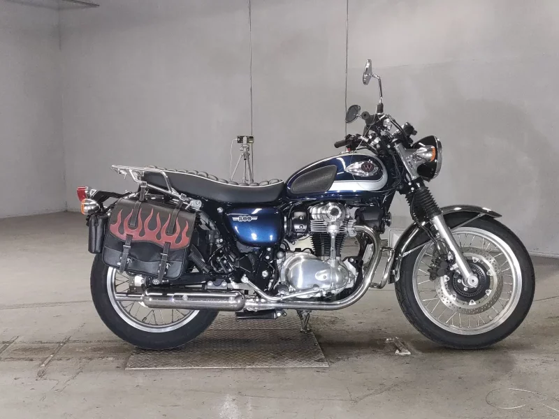 Kawasaki W800 лот № 5160 оценка 4.5  с аукциона в Японии