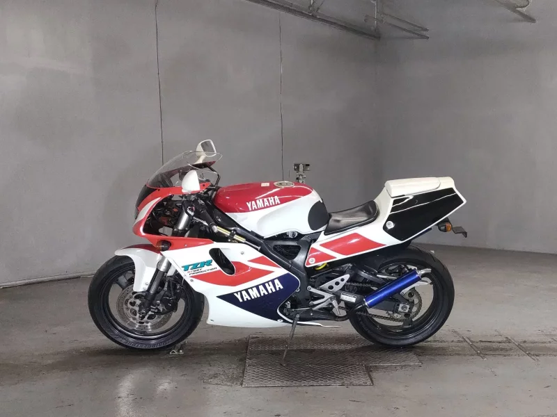 Yamaha TZR250R-SP