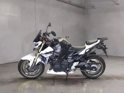 Suzuki GSR750  с аукциона в Японии