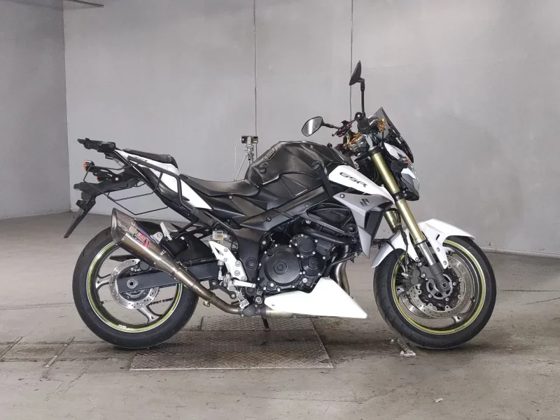Suzuki GSR750 лот № 5620 оценка 4  с аукциона в Японии