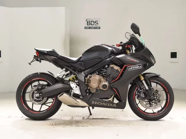 Honda CBR650R лот № 3044 оценка 5  с аукциона в Японии