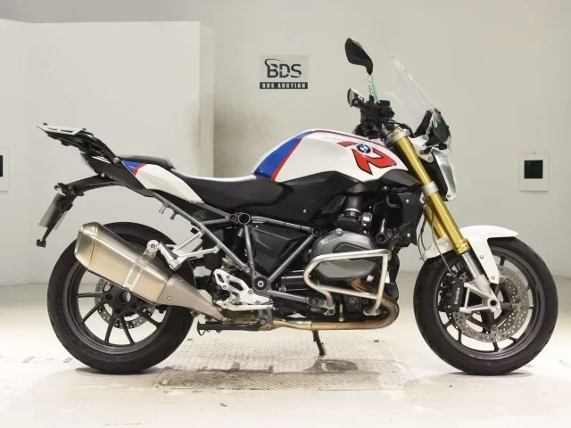BMW  R1200R лот № 3012 оценка 5  с аукциона в Японии