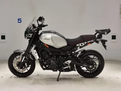 Yamaha XSR900 лот № 2724 оценка 5  с аукциона в Японии 2