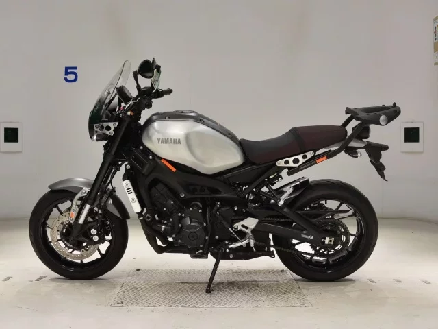 Yamaha XSR900