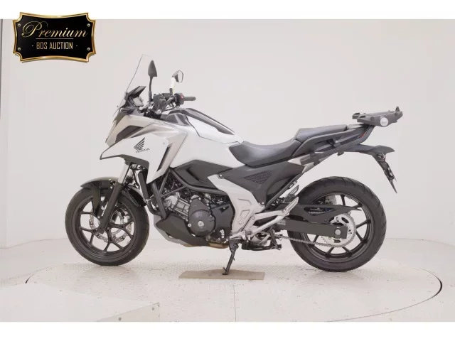 Honda NC750X-3