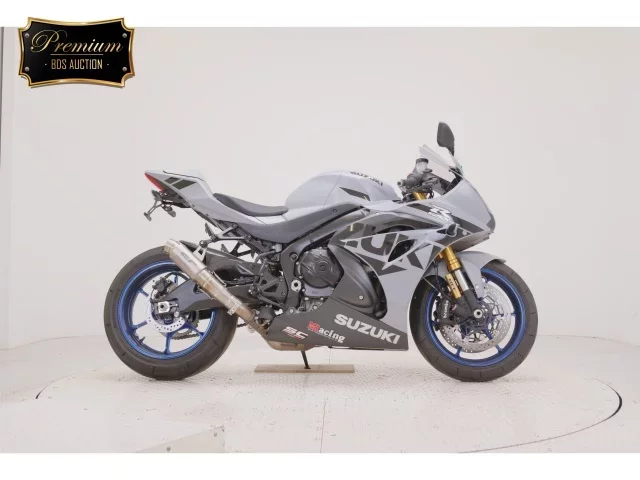 Suzuki GSX-R1000RA лот № 2555 оценка 6  с аукциона в Японии