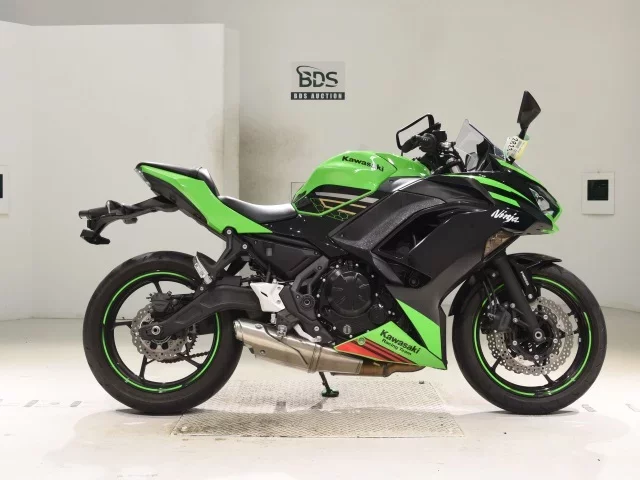 Kawasaki NINJA650A лот № 2823 оценка 5  с аукциона в Японии