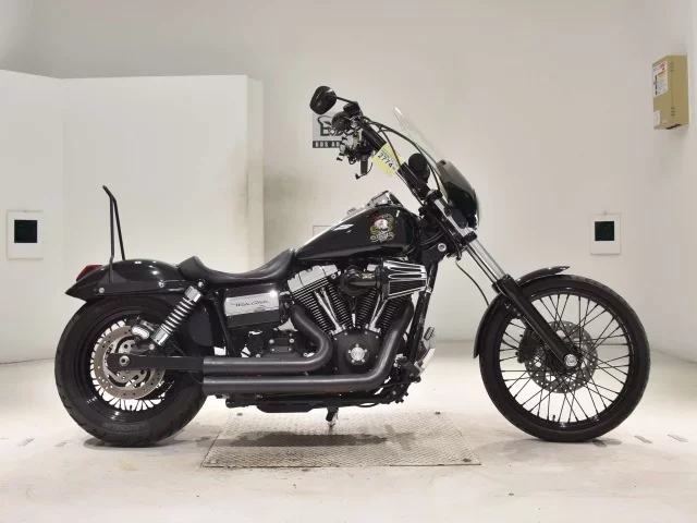 Harley-Davidson HARLEY FXDWG1580