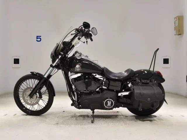 Harley-Davidson HARLEY FXDWG1580