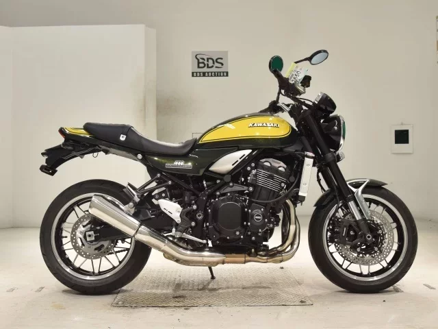 Kawasaki Z900RS лот № 2650 оценка 7  с аукциона в Японии