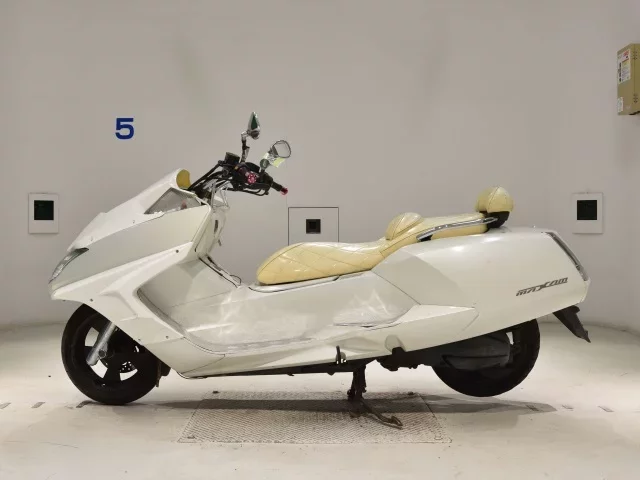 Yamaha MAXAM250