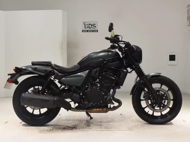 Kawasaki ELIMINATOR 400-3 лот № 0150 оценка 6  с аукциона в Японии