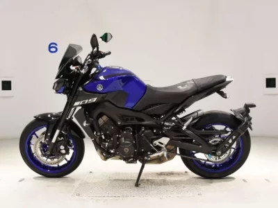 Yamaha MT-09A лот № 2826 оценка 6  с аукциона в Японии 2