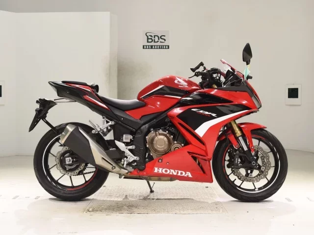 Honda CBR400R-2 лот № 2859 оценка 5  с аукциона в Японии