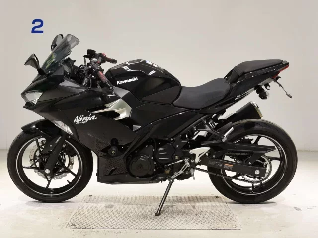 Kawasaki NINJA400-2