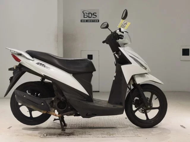 Suzuki ADDRESS110-2