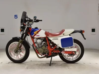 Honda FTR223  с аукциона в Японии