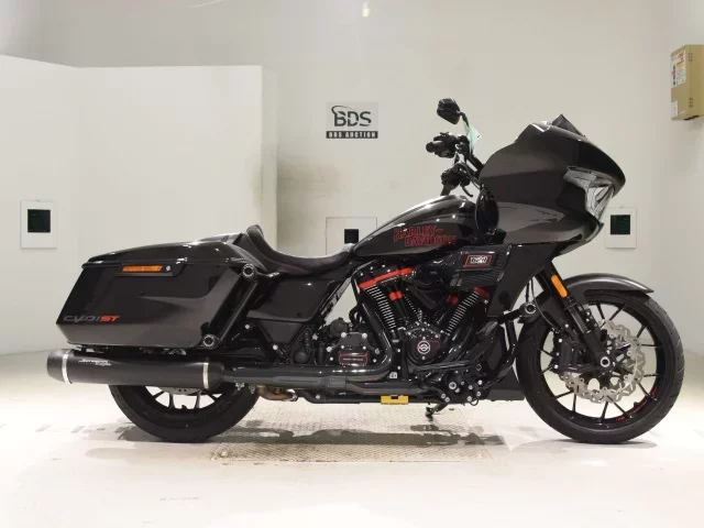 Harley-Davidson HARLEY FLTRXSTSE1980CVO лот № 5184 оценка 7  с аукциона в Японии