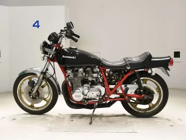 Kawasaki Z900