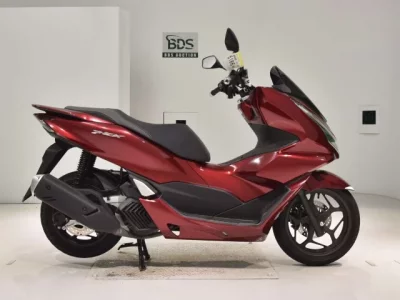Honda PCX125-4