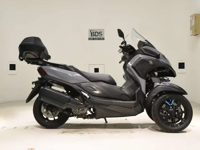 Yamaha TORI CITY 300 лот № 7649 оценка 5  с аукциона в Японии