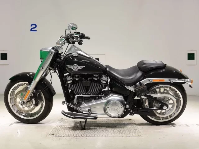 Harley-Davidson HARLEY FLFBS1870