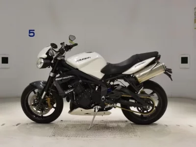 Triumph TRIUMPH STREET TRIPLE R  с аукциона в Японии