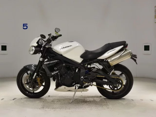 Triumph TRIUMPH STREET TRIPLE R