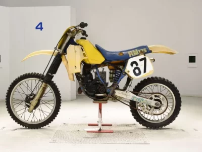 Suzuki RM125
