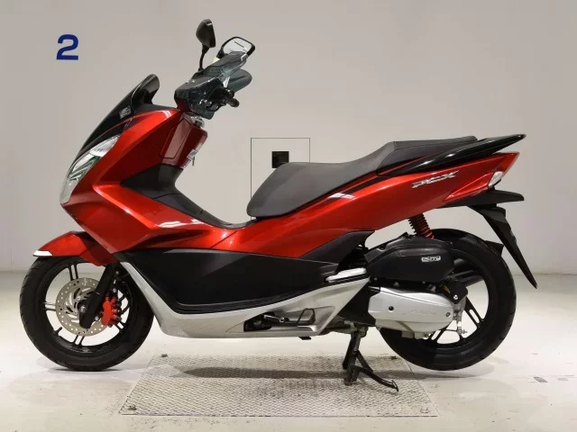 Honda PCX125-2