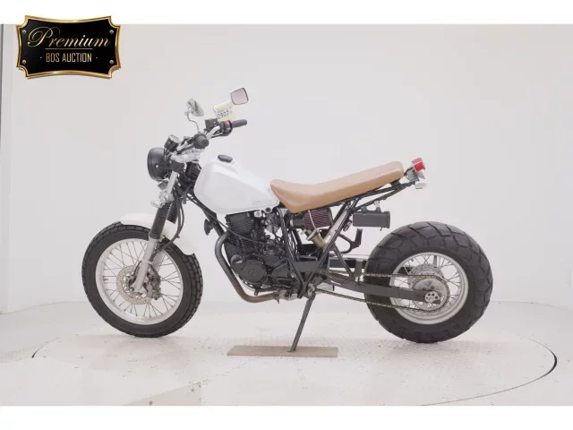 Yamaha TW225