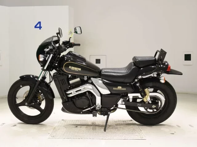 Kawasaki ELIMINATOR 250SE