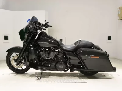 Harley-Davidson HARLEY FLHXS1870  с аукциона в Японии