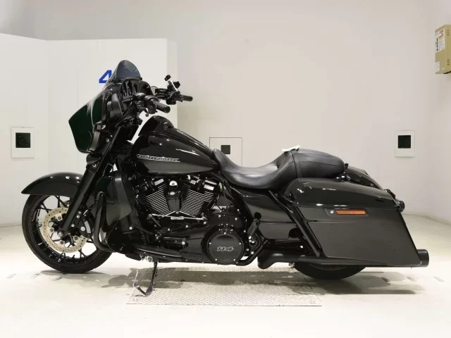 Harley-Davidson HARLEY FLHXS1870