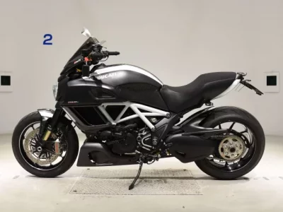Ducati DUCATI DIAVEL CARBON  с аукциона в Японии