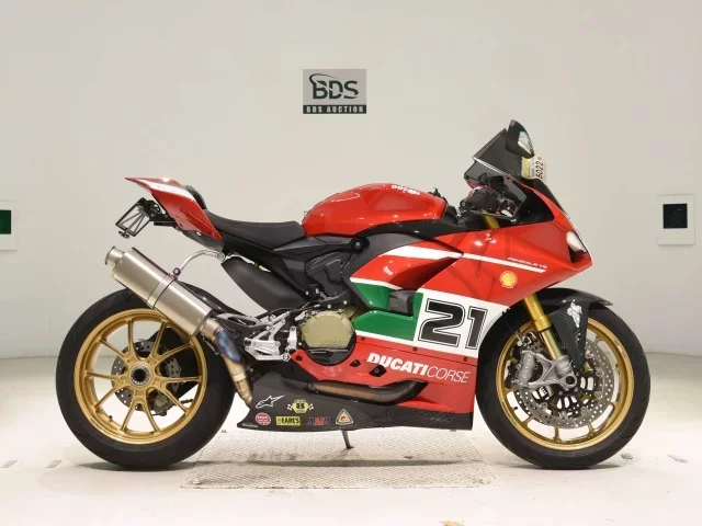 Ducati  PANIGA-REV2 BAYLISS лот № 5022 оценка 5  с аукциона в Японии