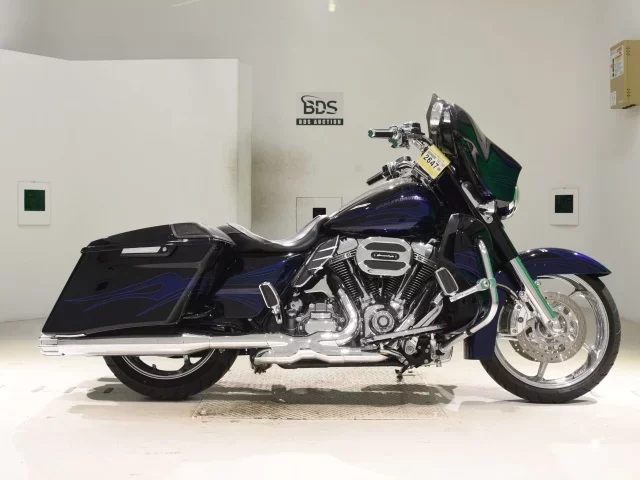 Harley-Davidson HARLEY FLHXSE1800CVO