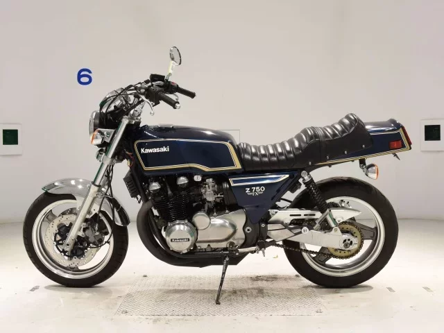 Kawasaki ZEPHYR750