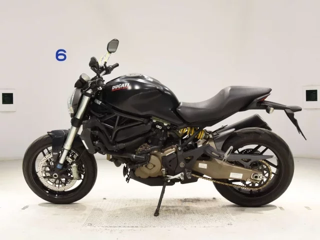 Ducati DUCATI MONSTER 821