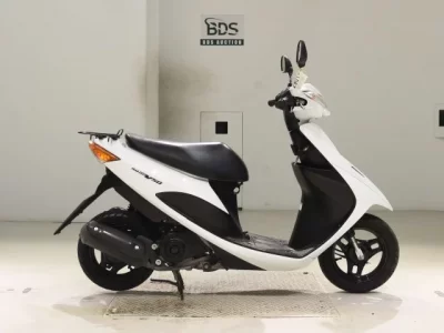 Suzuki ADDRESS V50-3