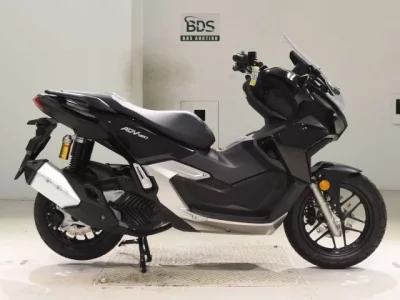 Honda ADV160