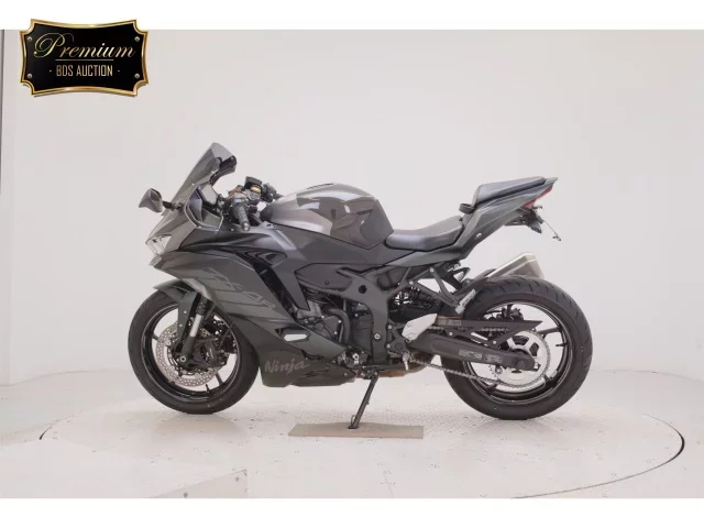 Kawasaki ZX-4R SE