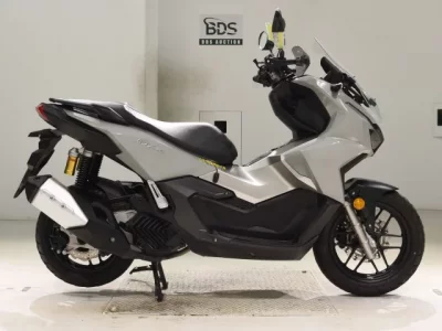 Honda ADV160