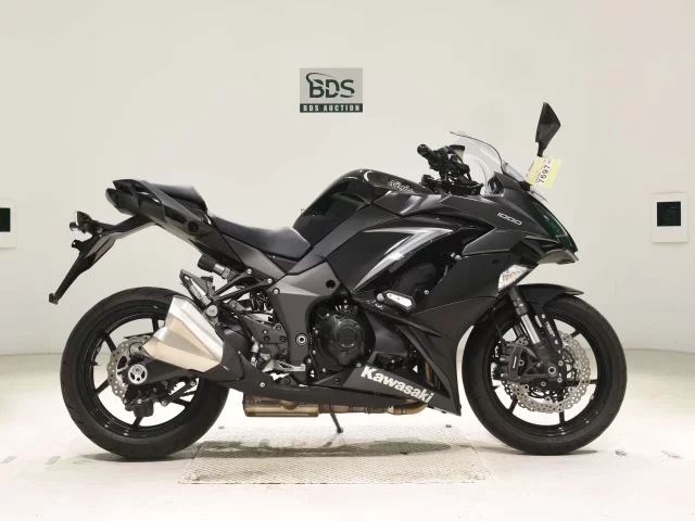 Kawasaki NINJA1000A лот № 7697 оценка 5  с аукциона в Японии