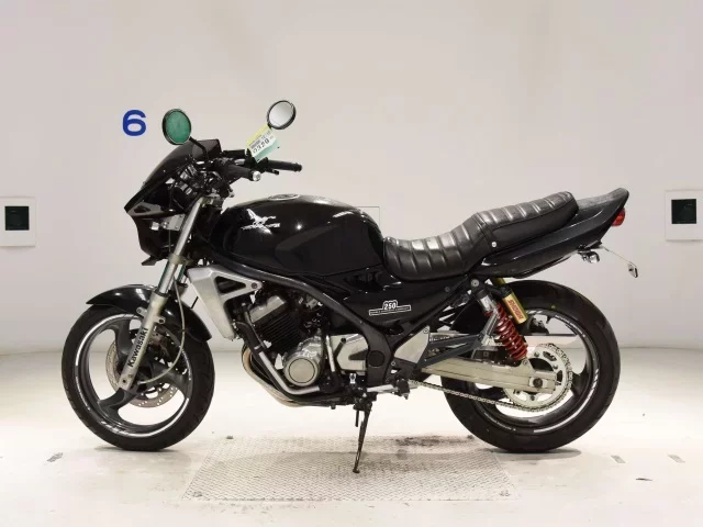 Kawasaki BALIUS250-2