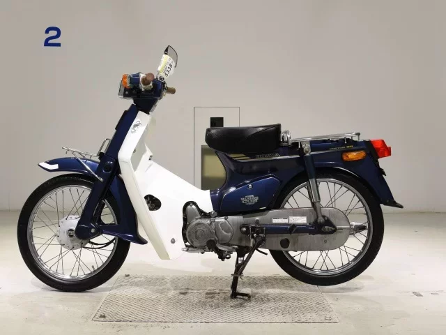 Honda C90