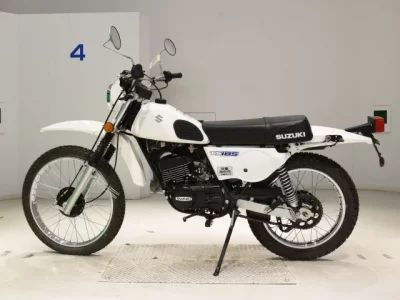 Suzuki TS185