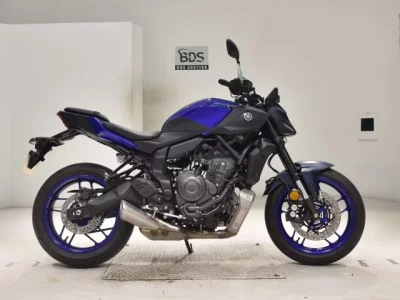 Yamaha MT-07-3
